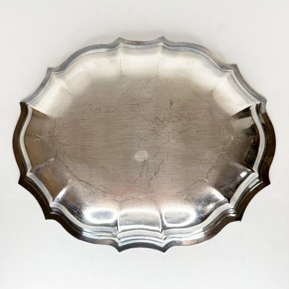 Vintage Chippendale International Silver Company Bread Plate - Picture 2 of 3